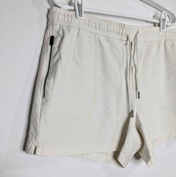 ✨3/$15 Athleta white exercise workout shorts 14 - Picture 5 of 9